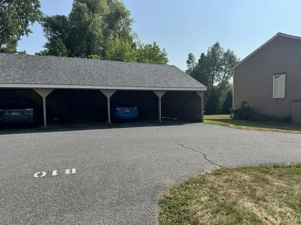 B10 Stonehedge Drive South Burlington VT 05403