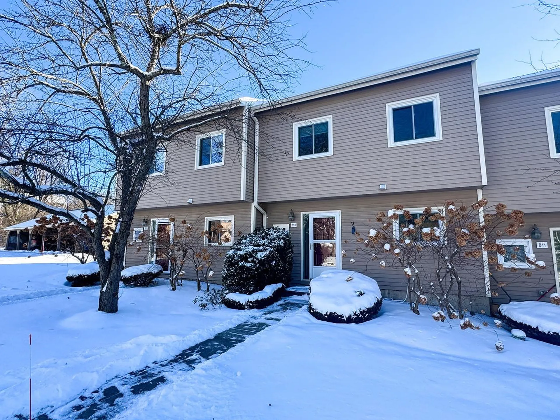 B10 Stonehedge Drive South Burlington VT 05403