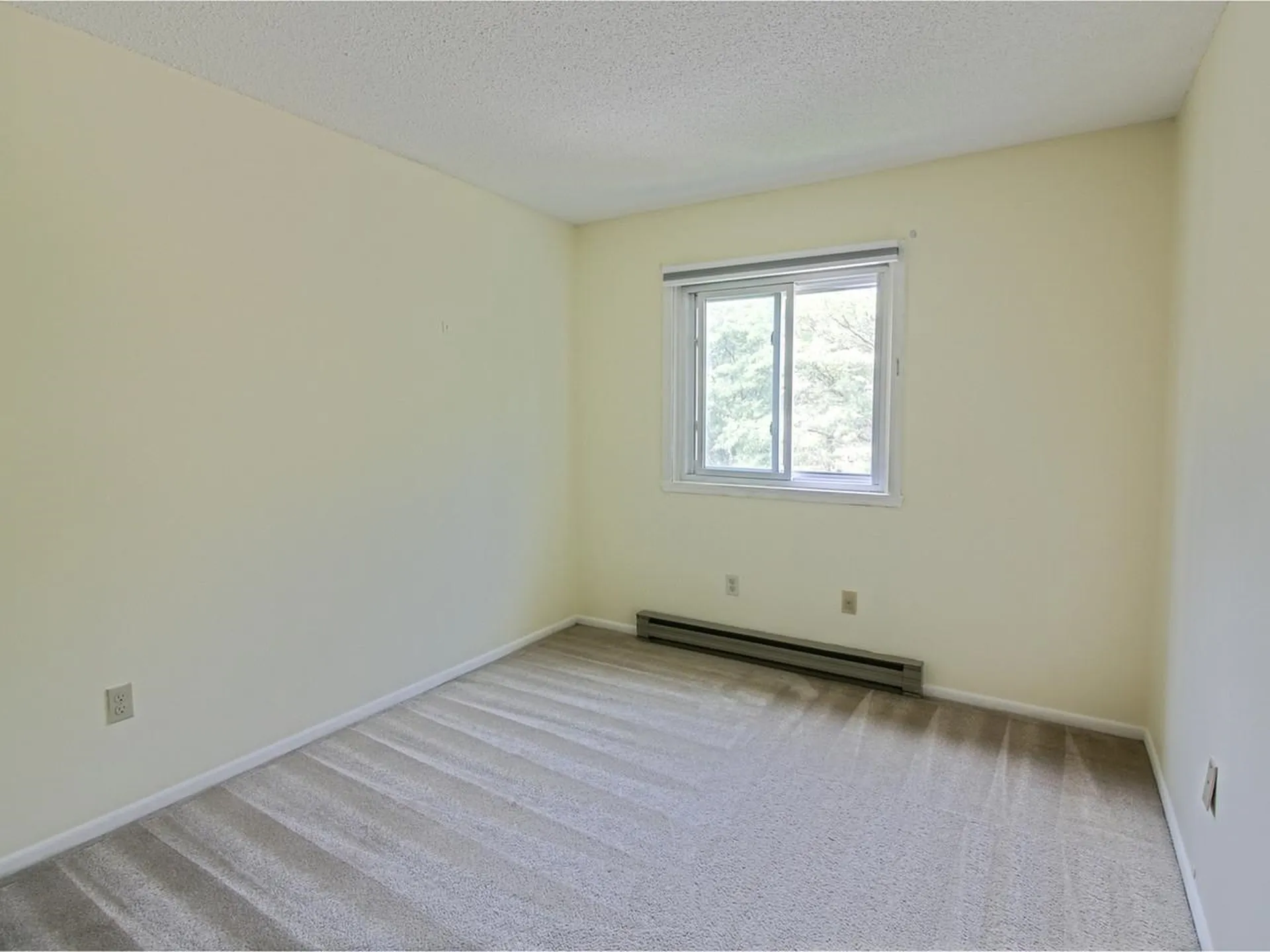 B10 Stonehedge Drive South Burlington VT 05403