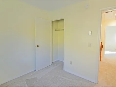 B10 Stonehedge Drive South Burlington VT 05403