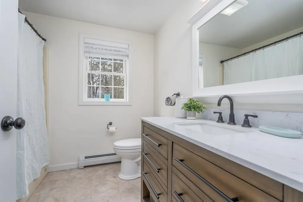 20 Lorraine's Lane Barrington NH 03825