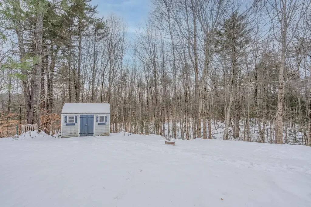 20 Lorraine's Lane Barrington NH 03825