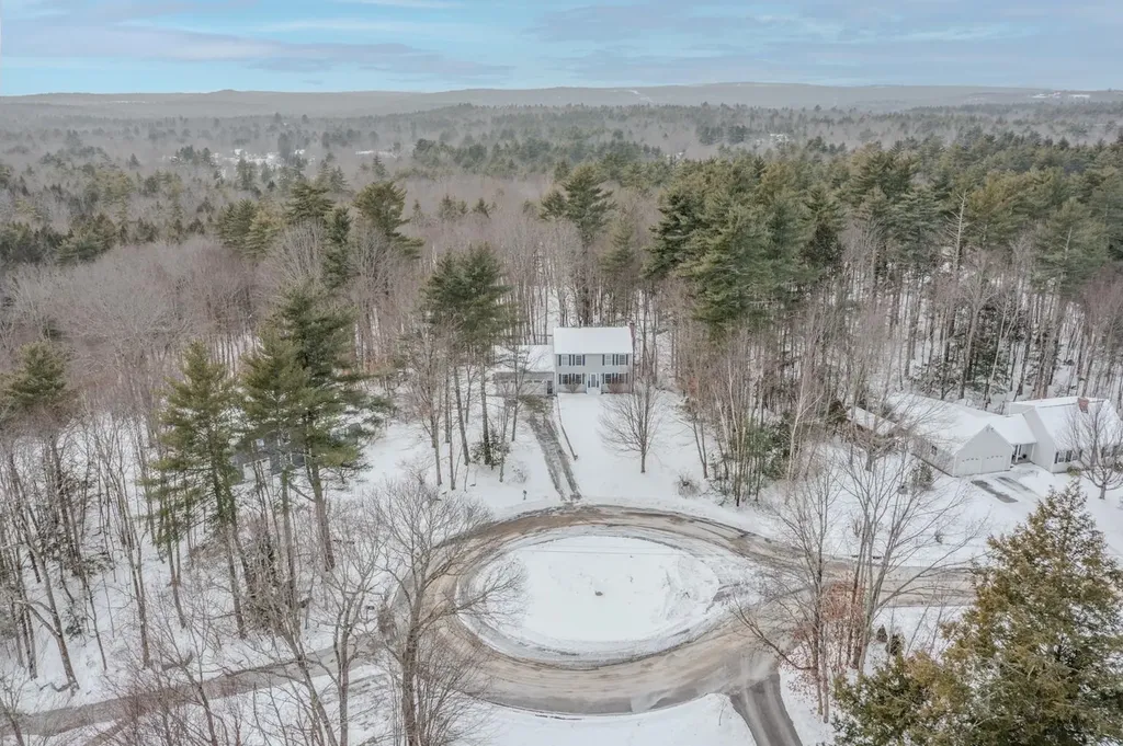 20 Lorraine's Lane Barrington NH 03825