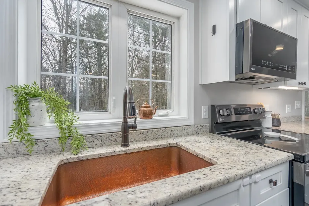 20 Lorraine's Lane Barrington NH 03825