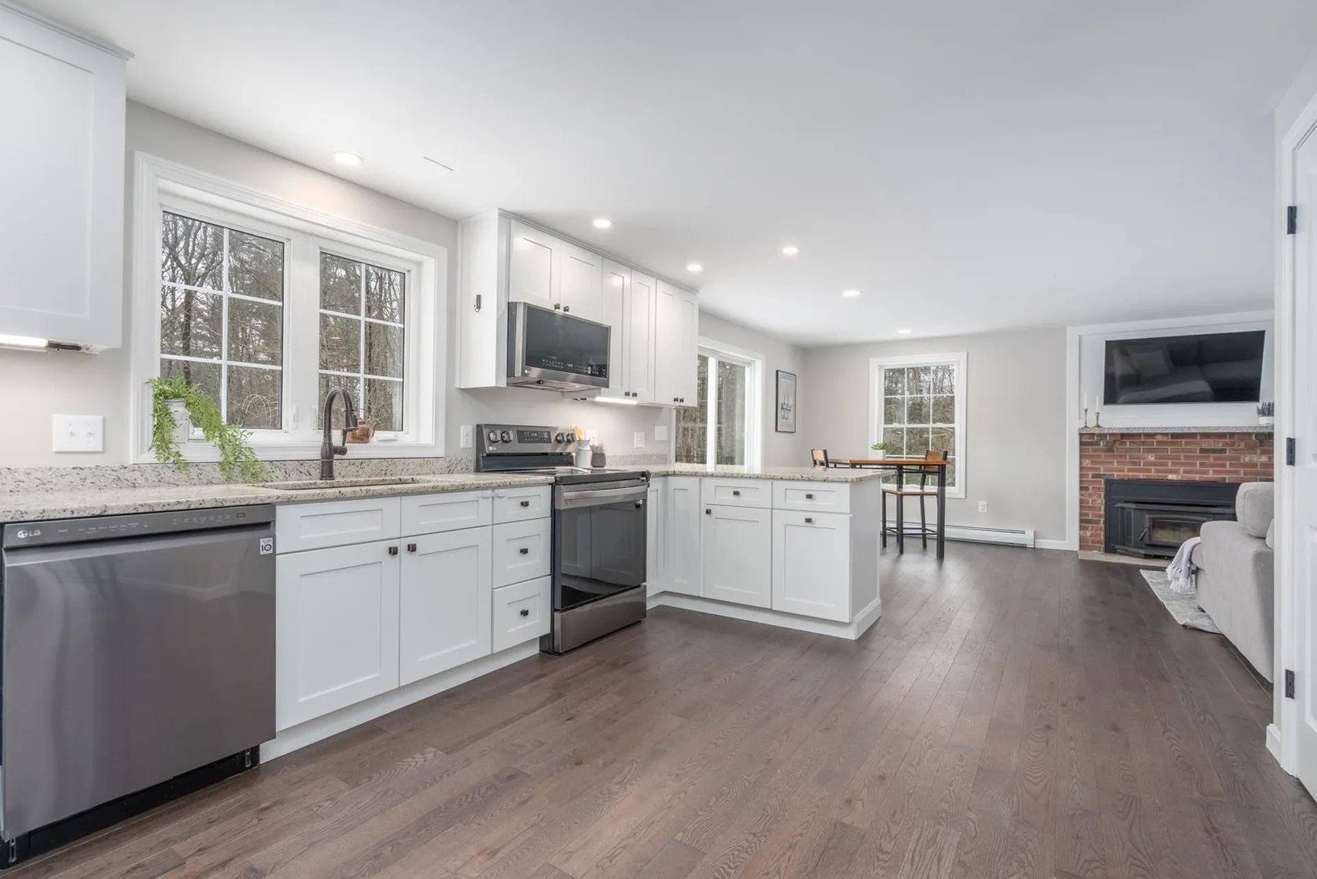 20 Lorraine's Lane Barrington NH 03825