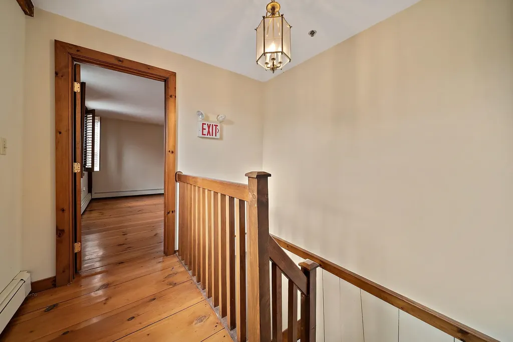 454 Main Street Fremont NH 03044