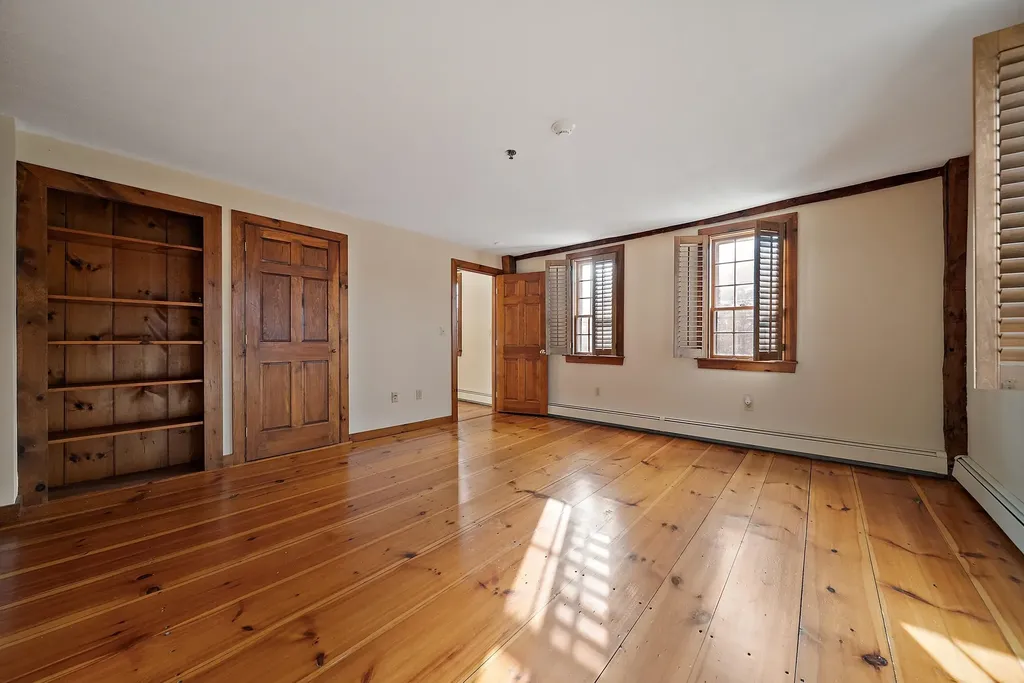 454 Main Street Fremont NH 03044