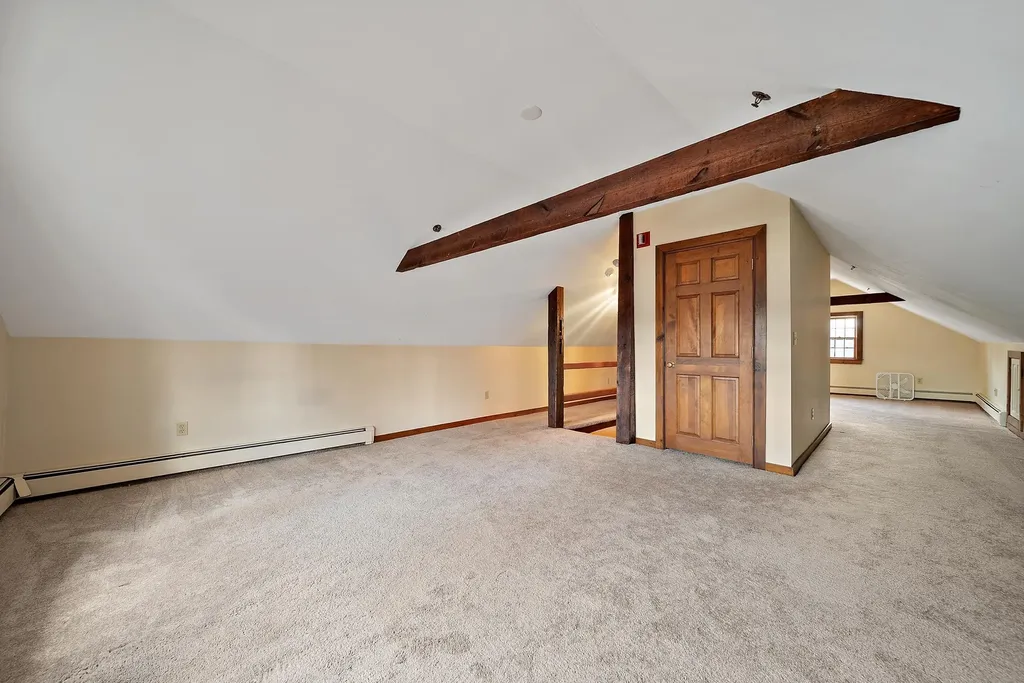 454 Main Street Fremont NH 03044