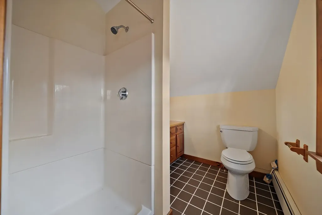 454 Main Street Fremont NH 03044