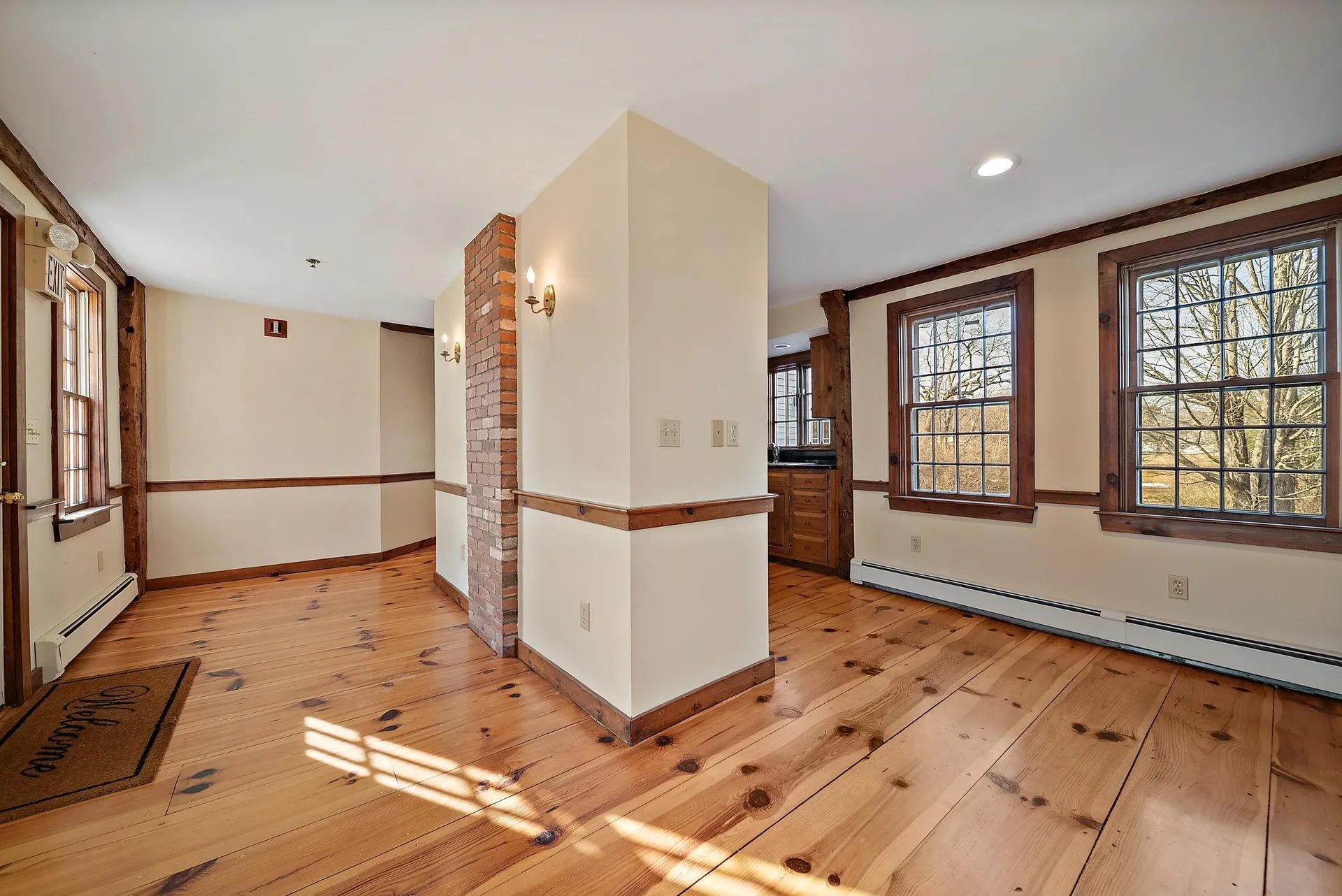 454 Main Street Fremont NH 03044