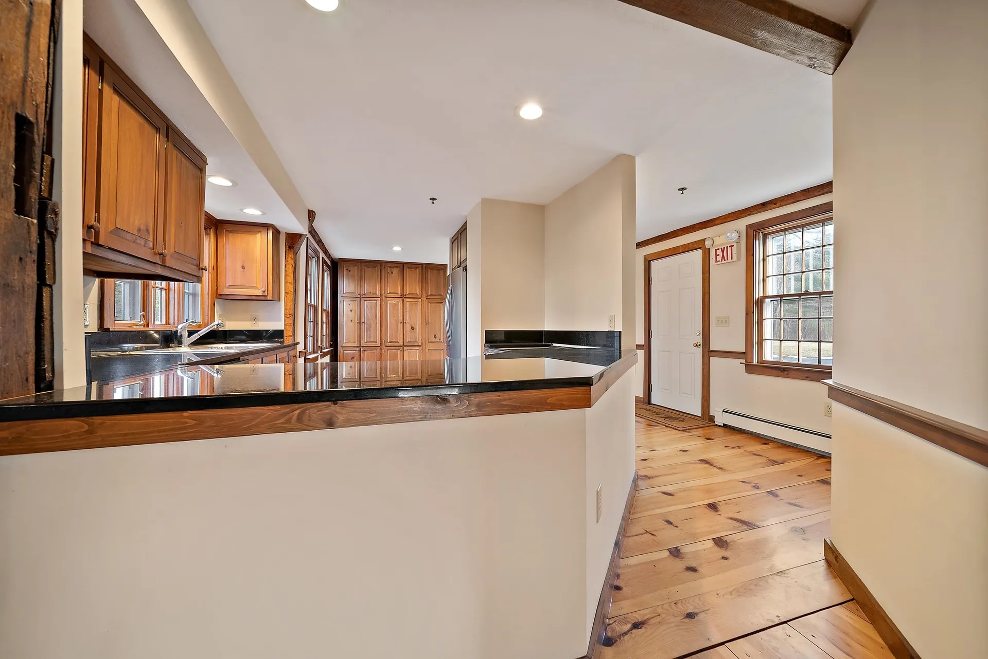 454 Main Street Fremont NH 03044