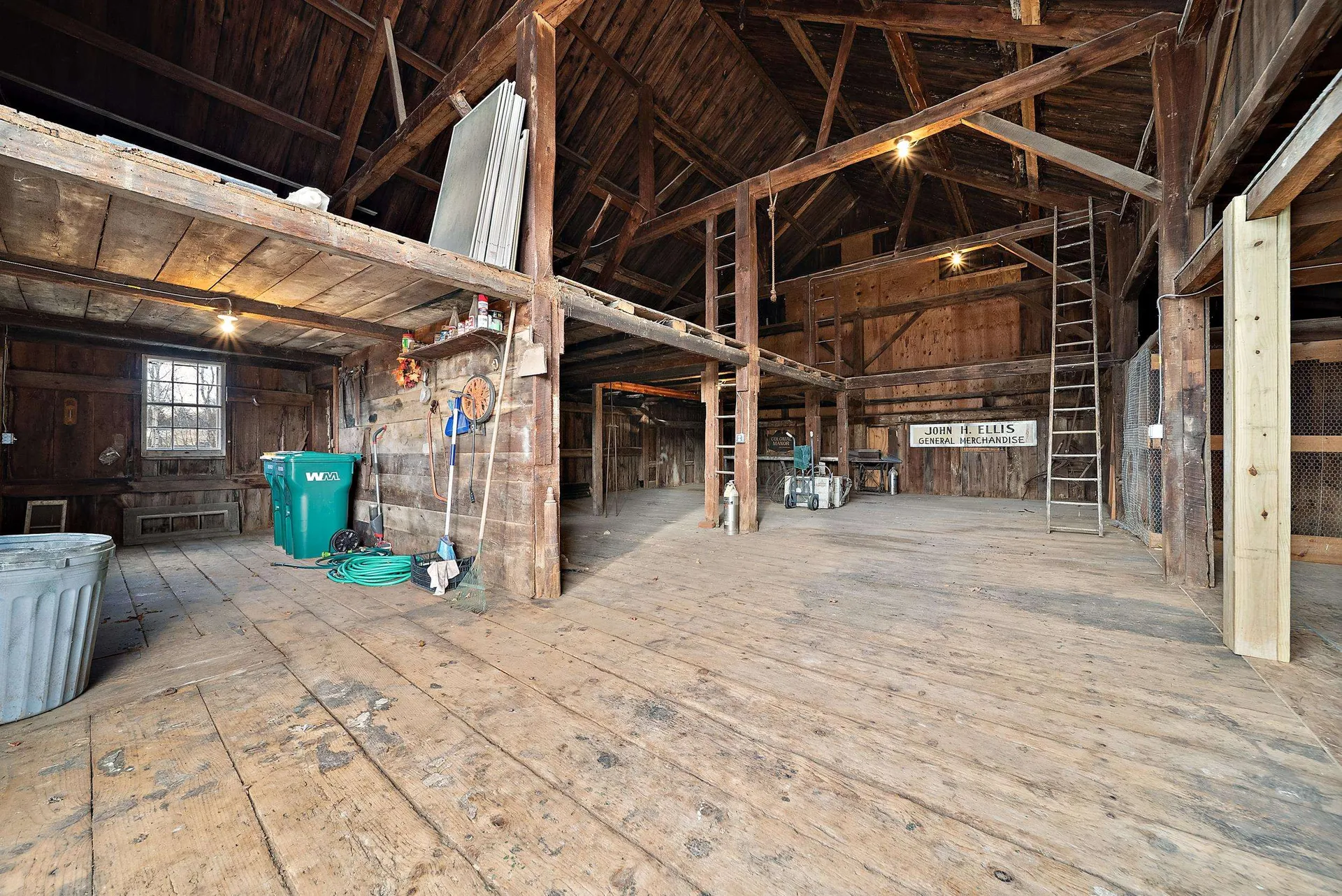 454 Main Street Fremont NH 03044