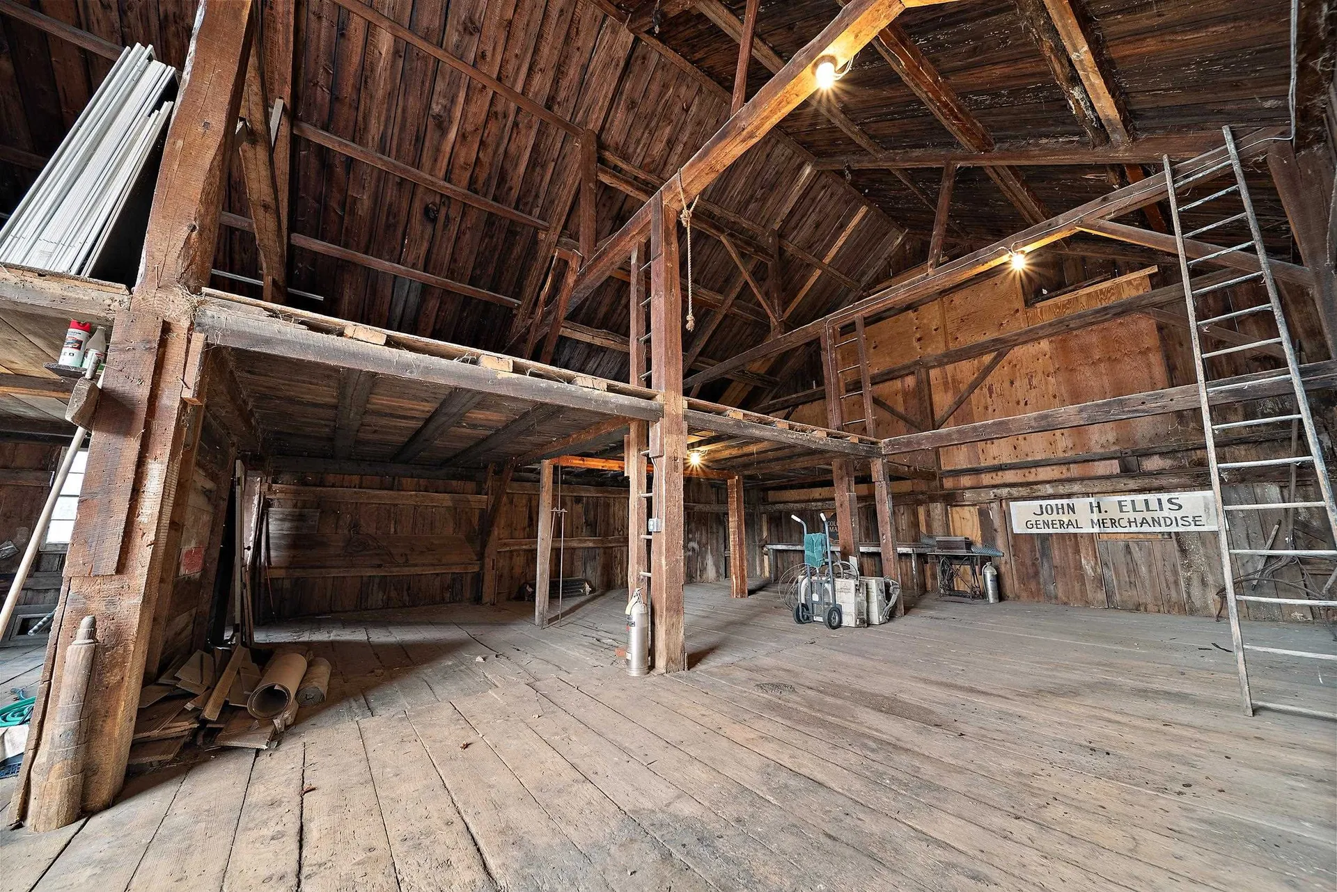 454 Main Street Fremont NH 03044