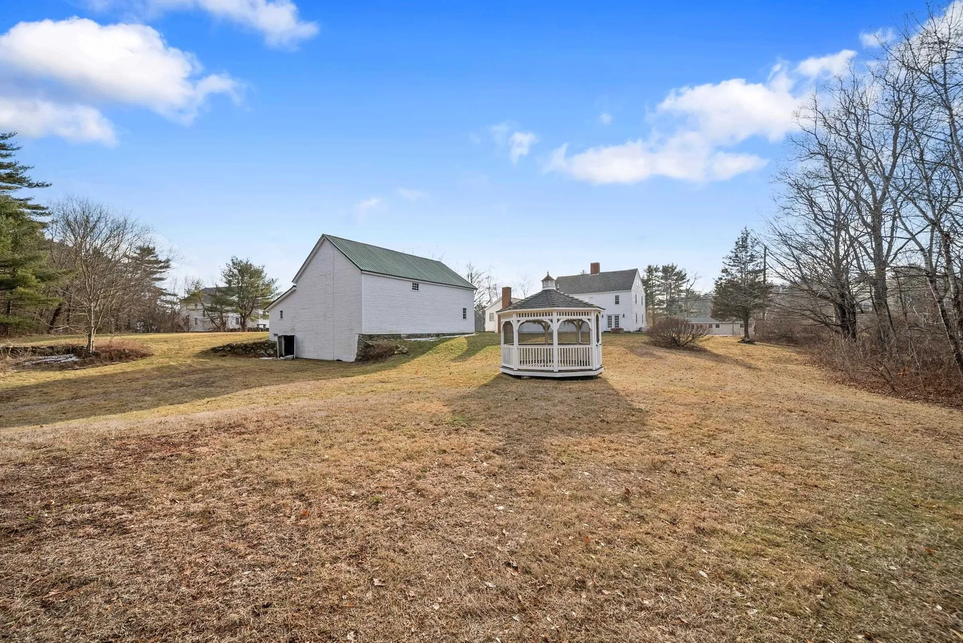 454 Main Street Fremont NH 03044