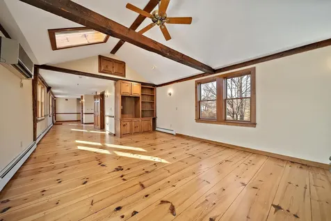 454 Main Street Fremont NH 03044