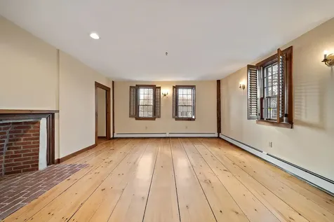 454 Main Street Fremont NH 03044