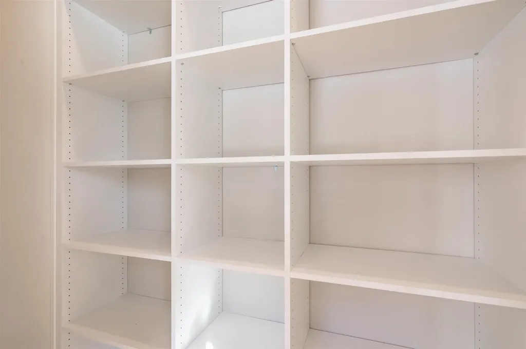 6 Newbury Road Pelham NH 03076