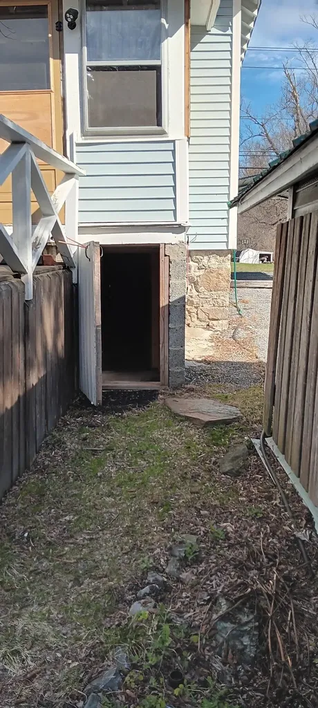 2092 N Bennington Road Bennington VT 05257