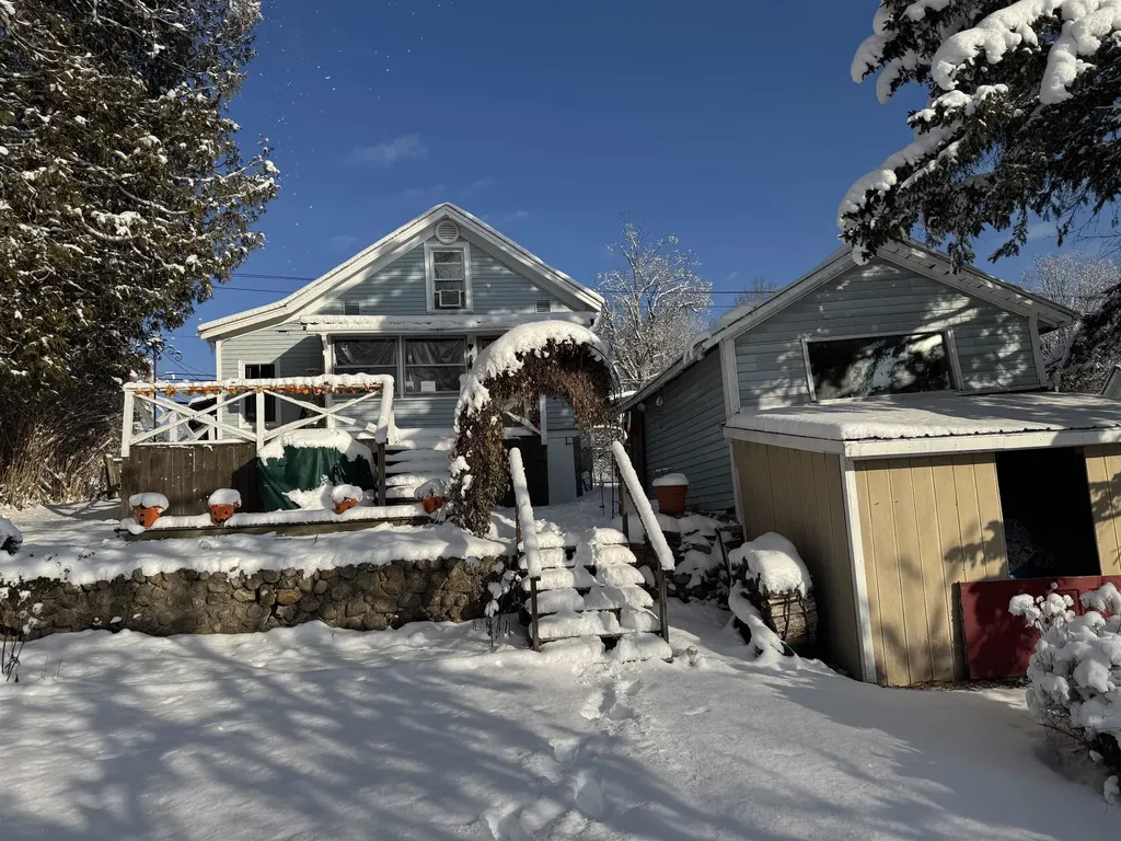 2092 N Bennington Road Bennington VT 05257