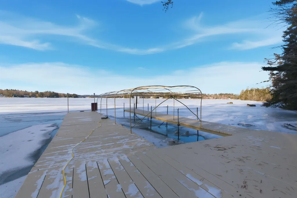 61 Wallace Point Road Moultonborough NH 03254