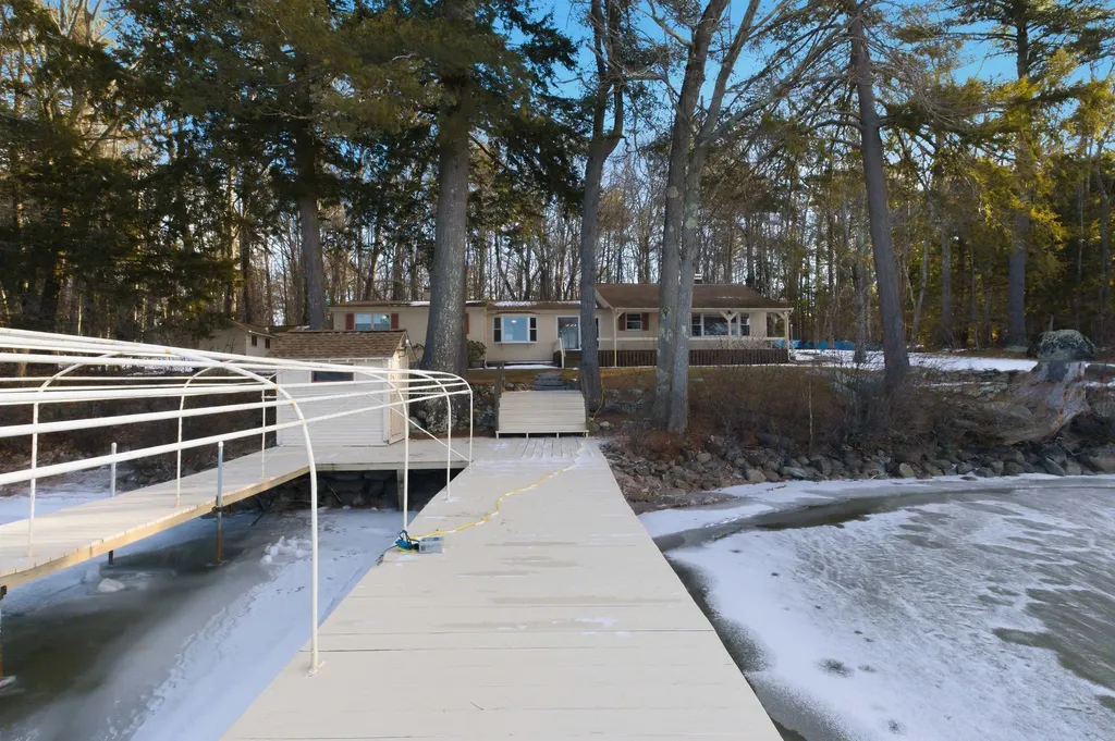 61 Wallace Point Road Moultonborough NH 03254