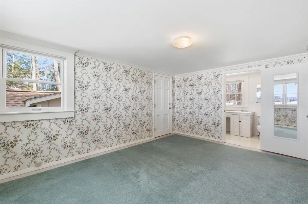 61 Wallace Point Road Moultonborough NH 03254