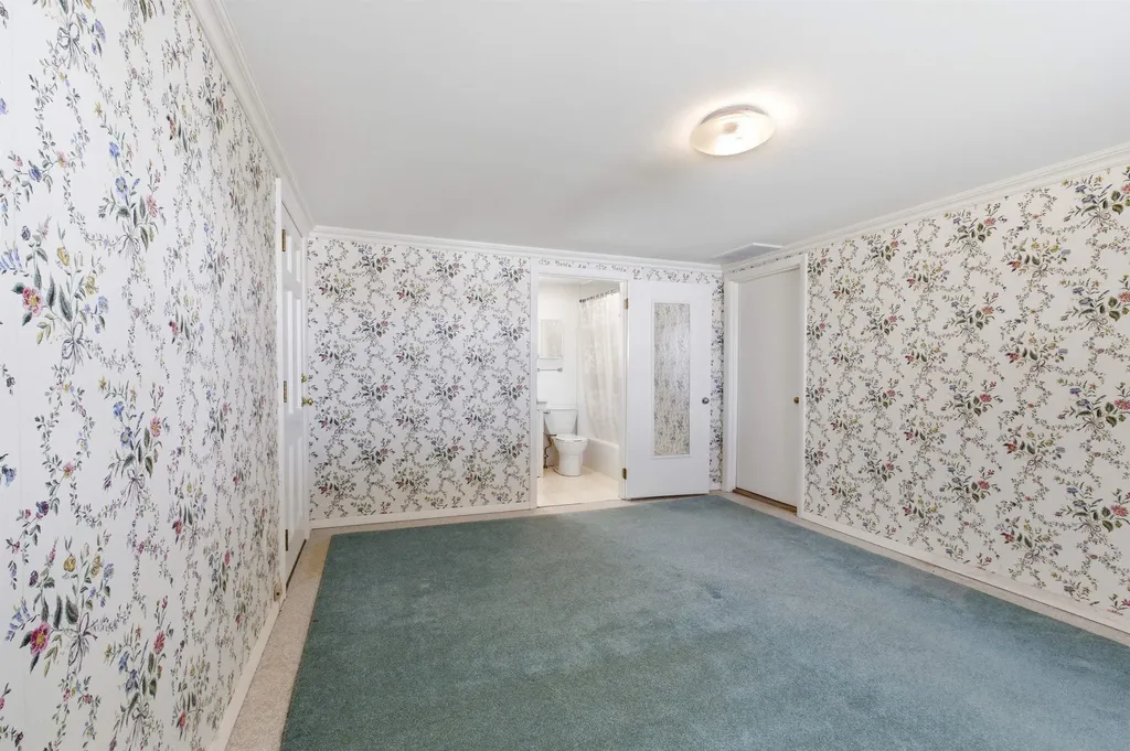 61 Wallace Point Road Moultonborough NH 03254