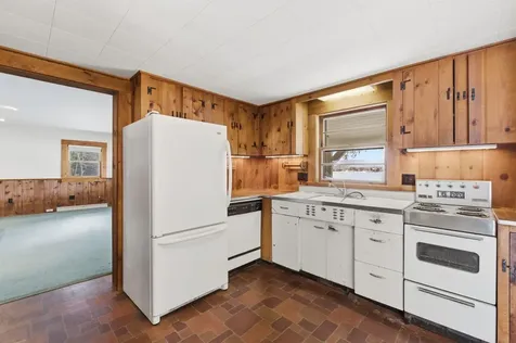 61 Wallace Point Road Moultonborough NH 03254