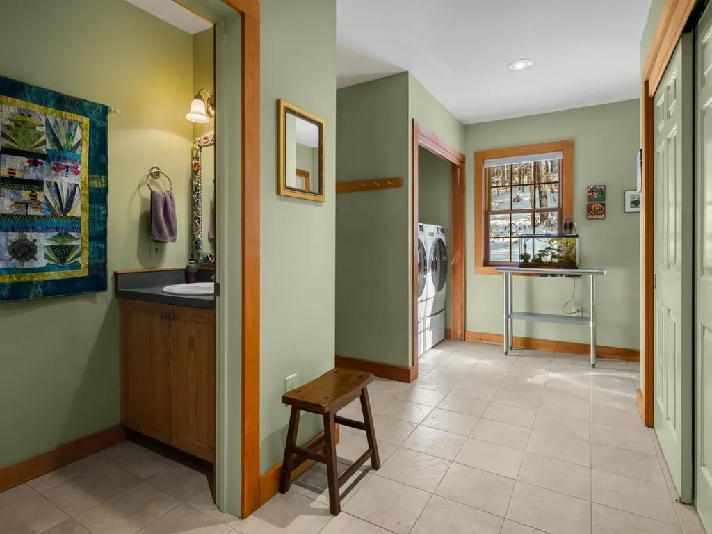 89 Highland Drive Huntington VT 05462