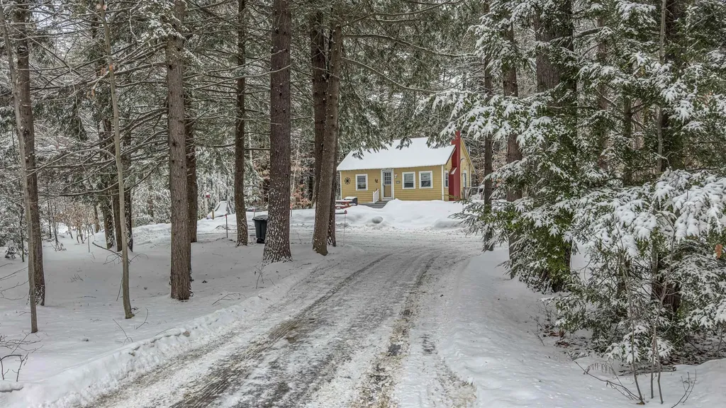 575 Allard Hill Road Madison NH 03849