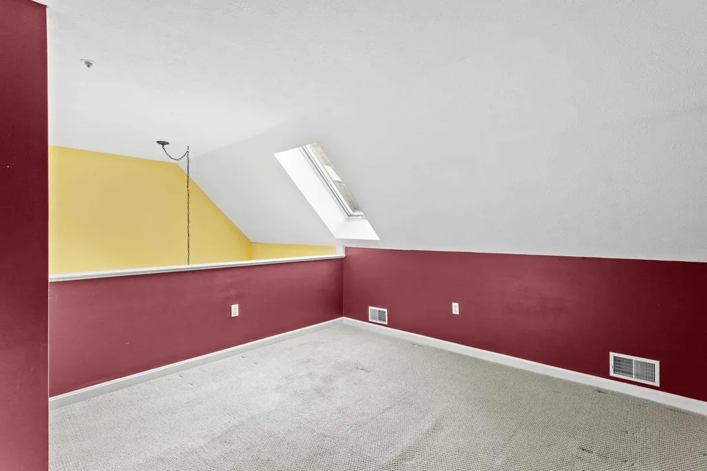 7 Suffolk Court Bedford NH 03110