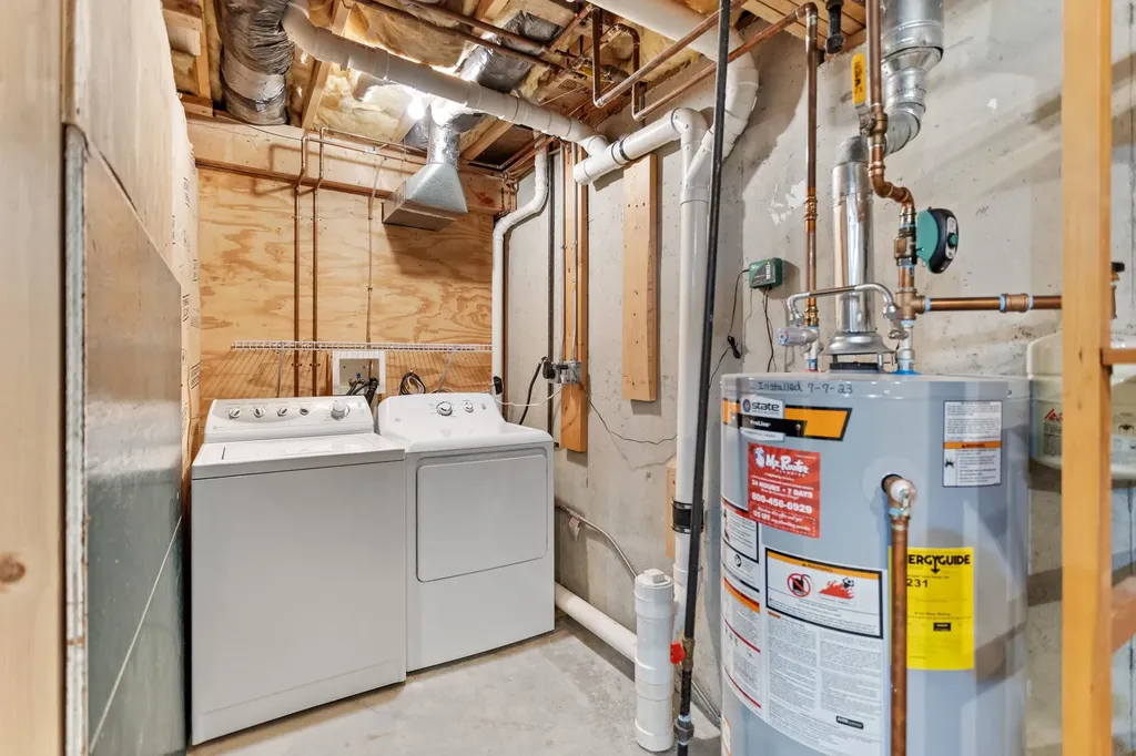 7 Suffolk Court Bedford NH 03110