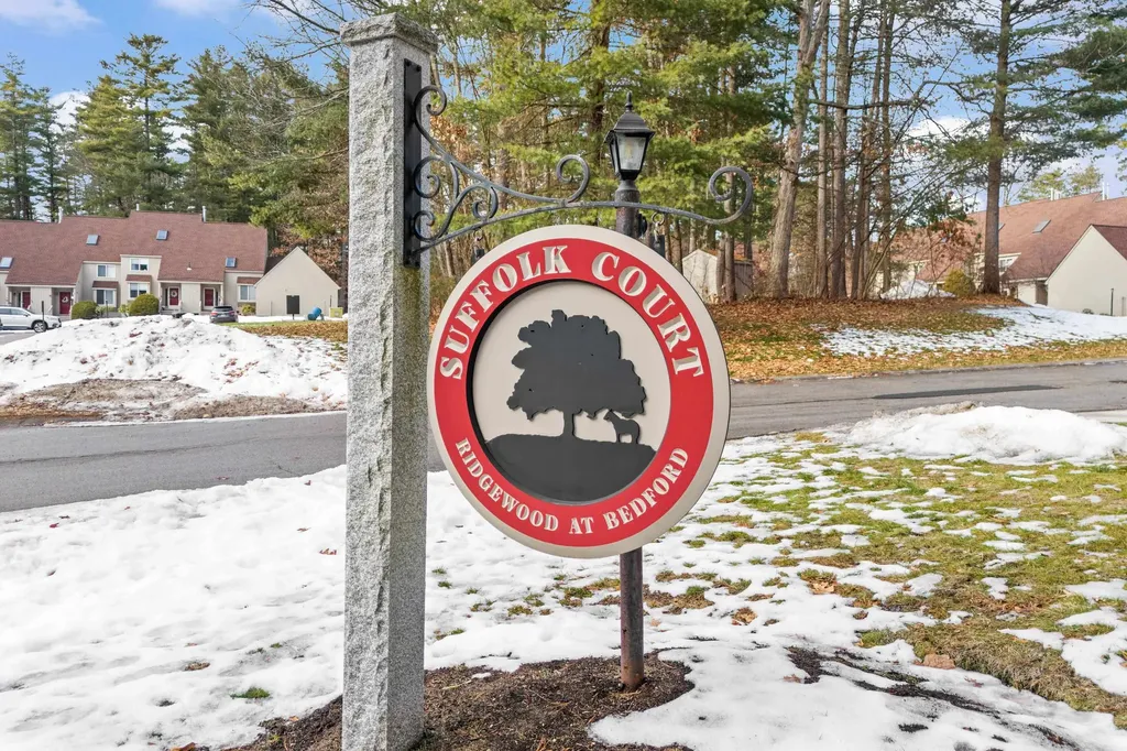 7 Suffolk Court Bedford NH 03110