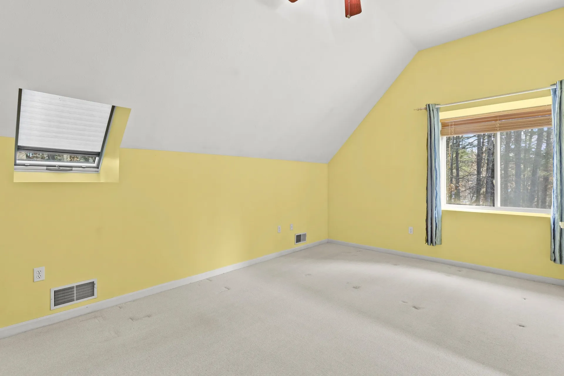 7 Suffolk Court Bedford NH 03110