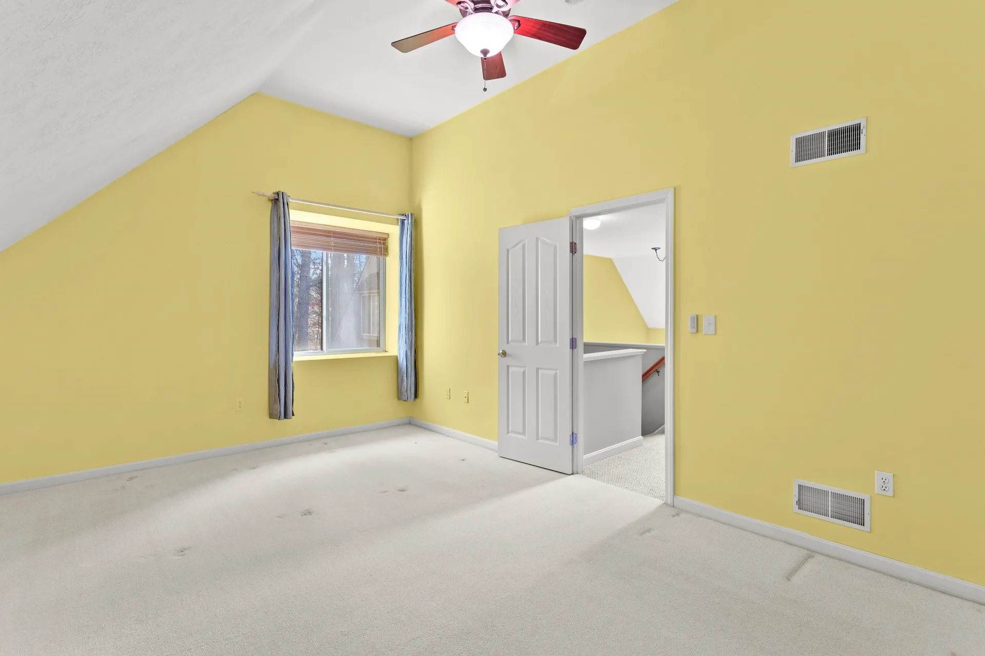 7 Suffolk Court Bedford NH 03110