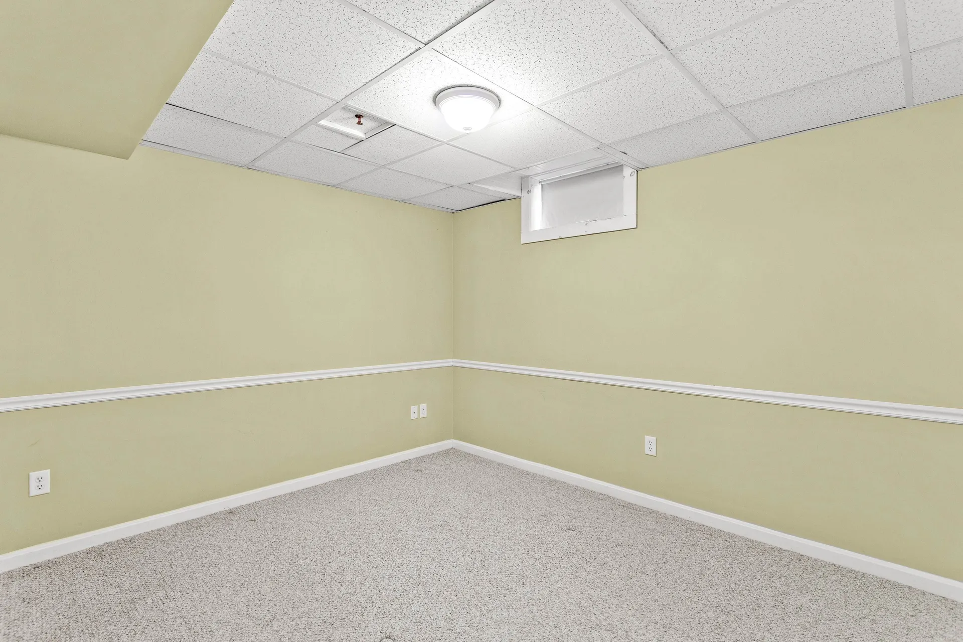 7 Suffolk Court Bedford NH 03110