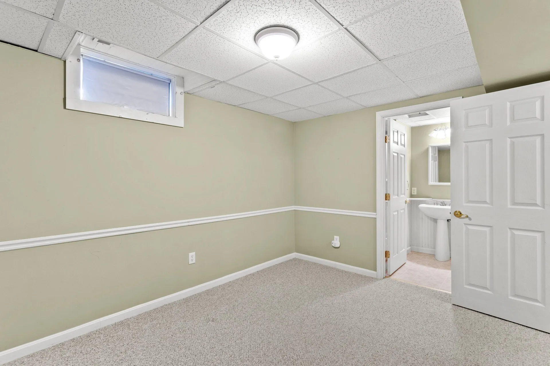 7 Suffolk Court Bedford NH 03110