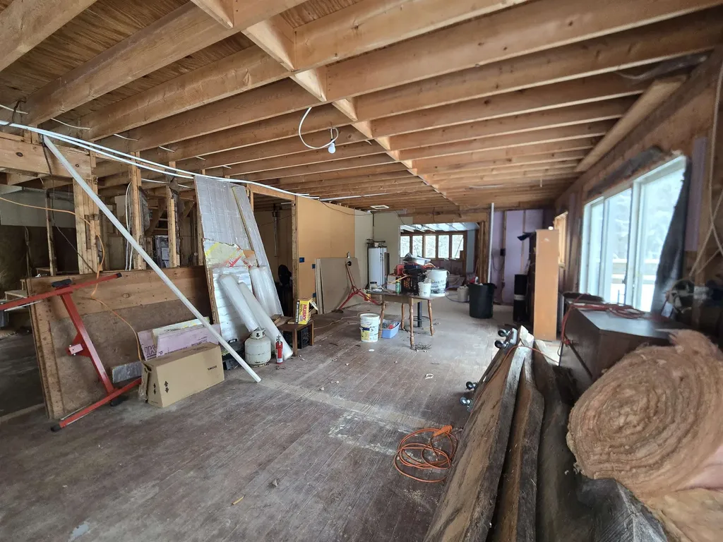 3034 Route 11 Londonderry VT 05148