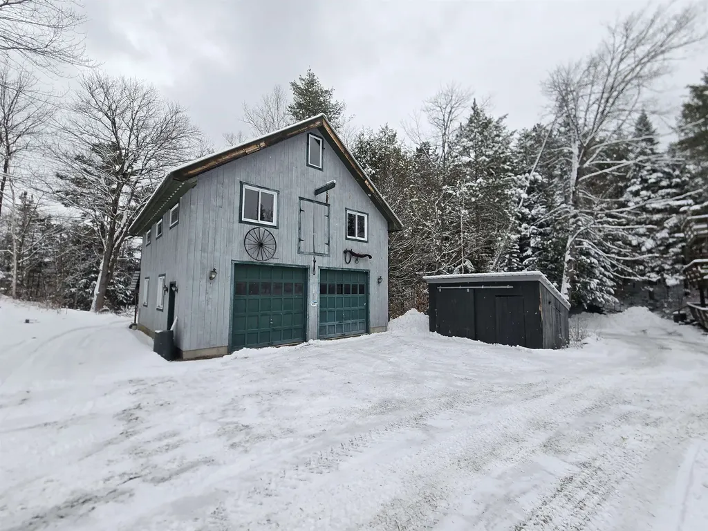 3034 Route 11 Londonderry VT 05148