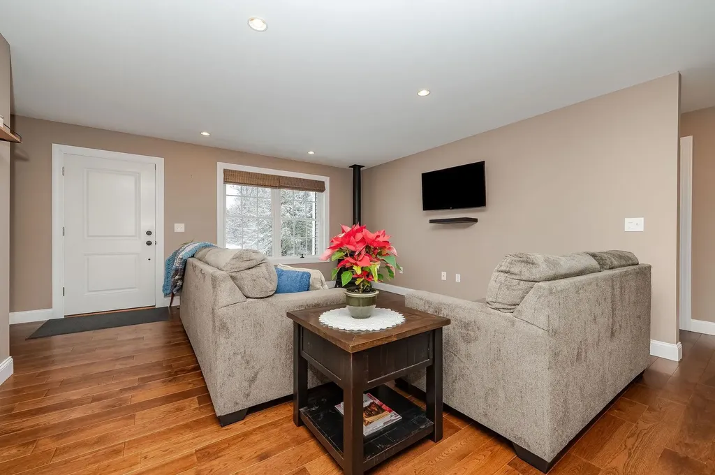 3 Windhaven Road Rochester NH 03867