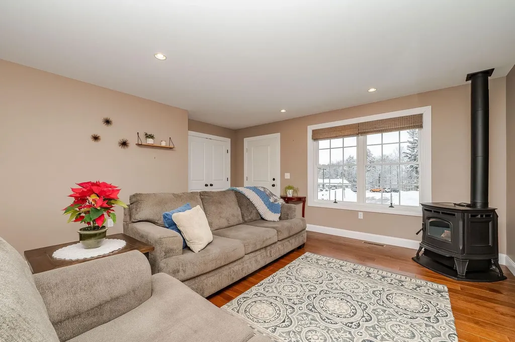 3 Windhaven Road Rochester NH 03867