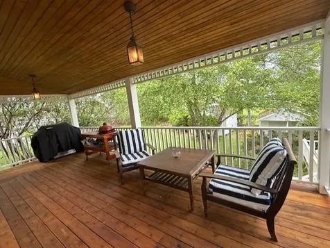 15 Lake Avenue Sunapee NH 03782