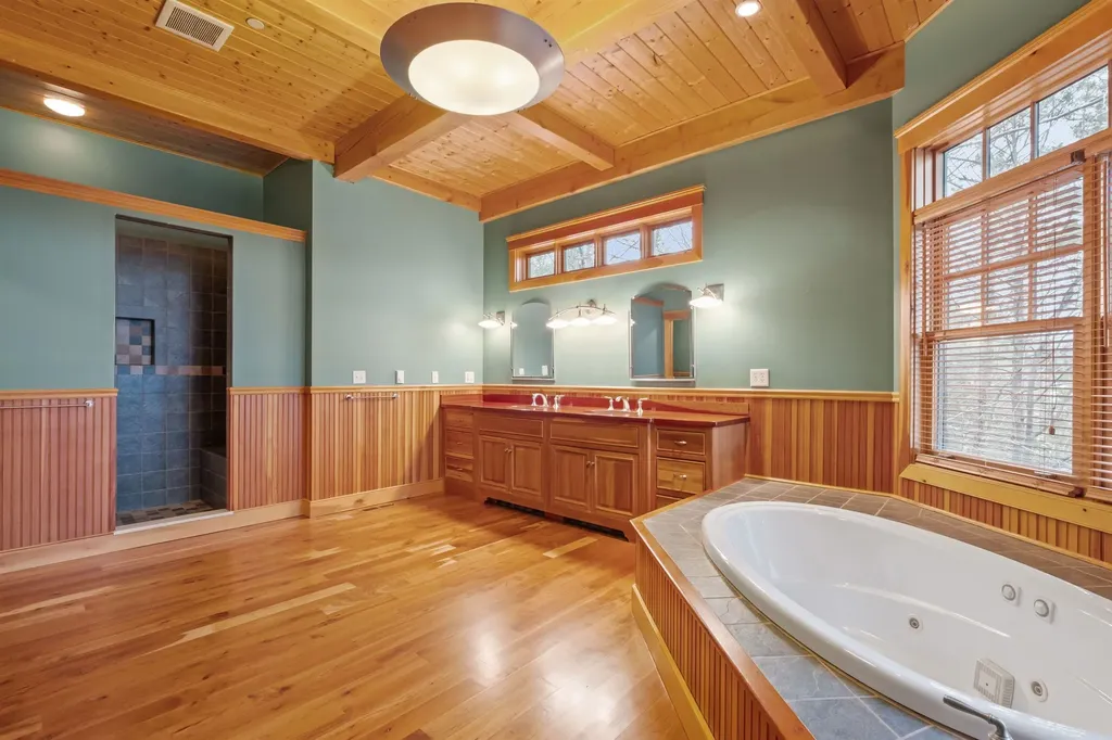 72 Timber Ridge Road Alton NH 03810