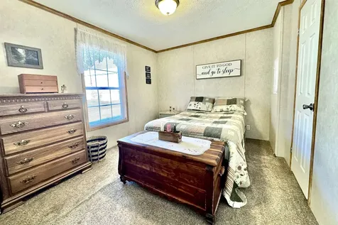 62 Mobile Drive Hudson NH 03051