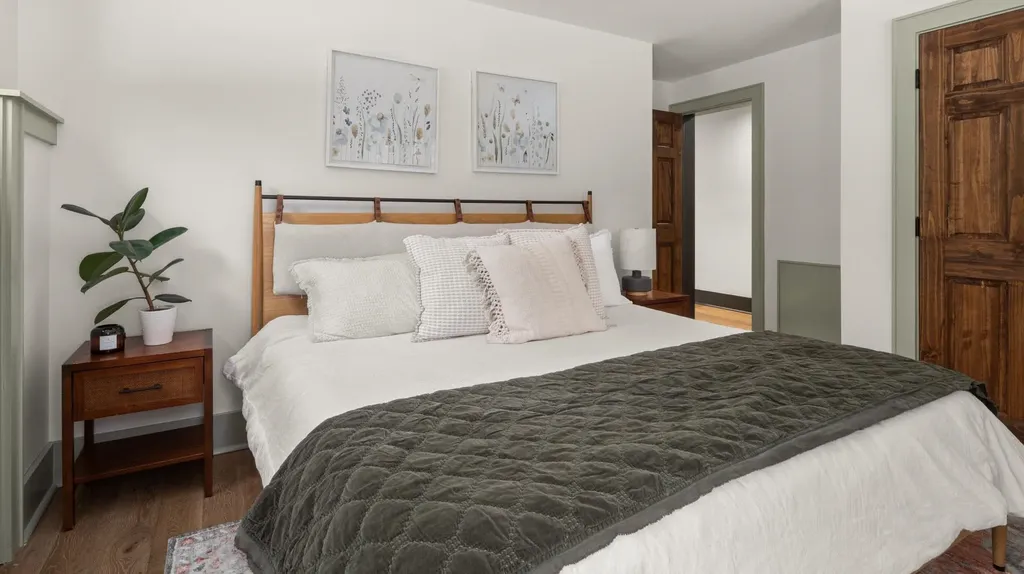 56 Turner Mill Lane Stowe VT 05672