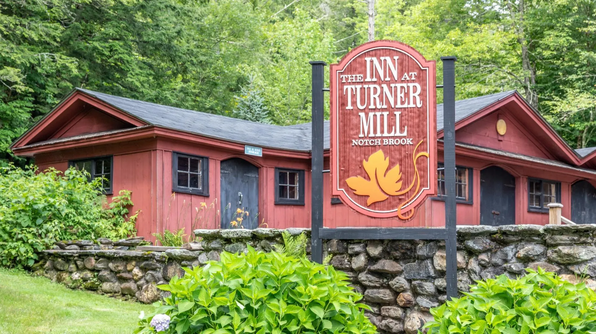56 Turner Mill Lane Stowe VT 05672