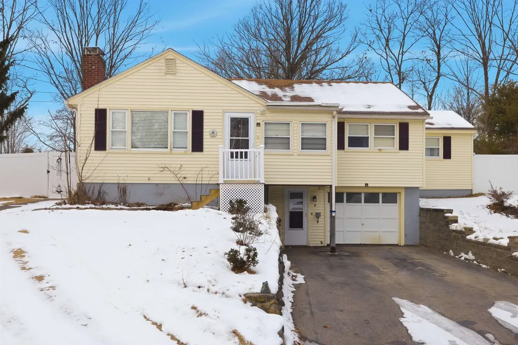 10 Frances Street Franklin NH 03235