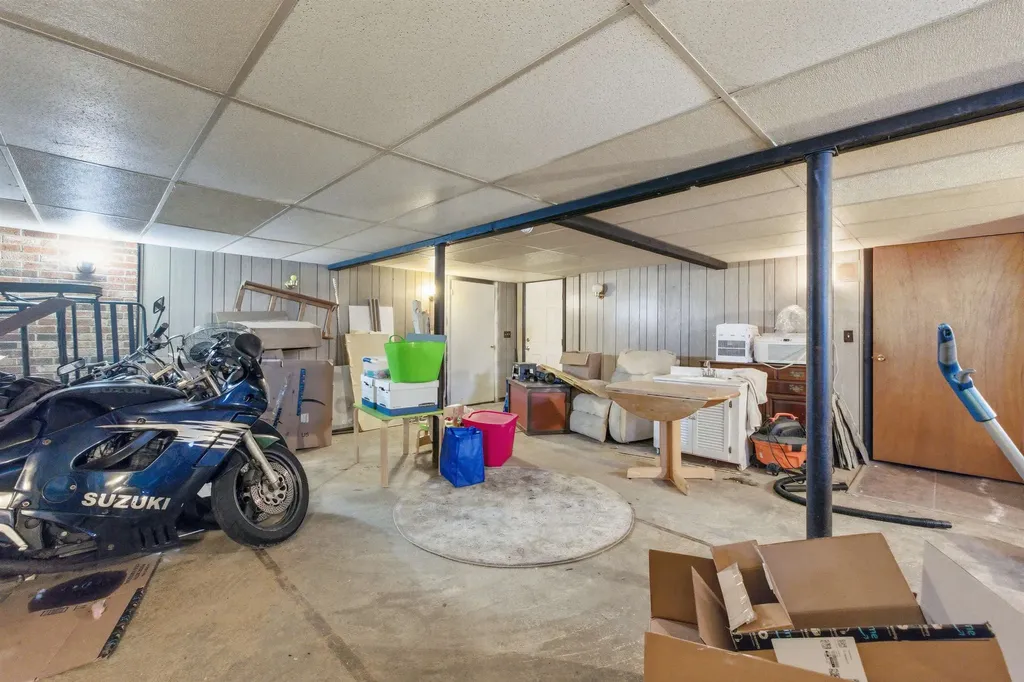 10 Frances Street Franklin NH 03235