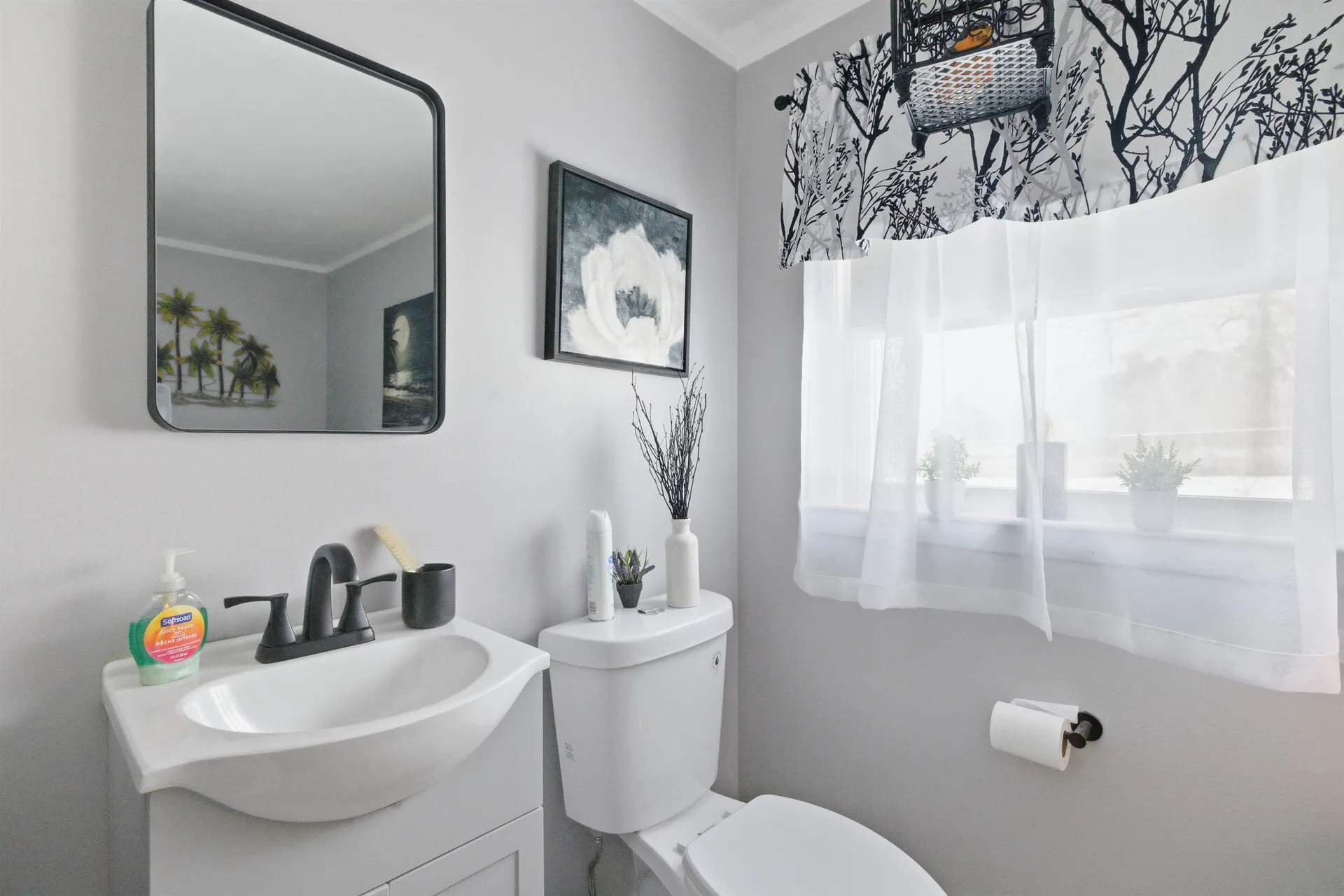 10 Frances Street Franklin NH 03235