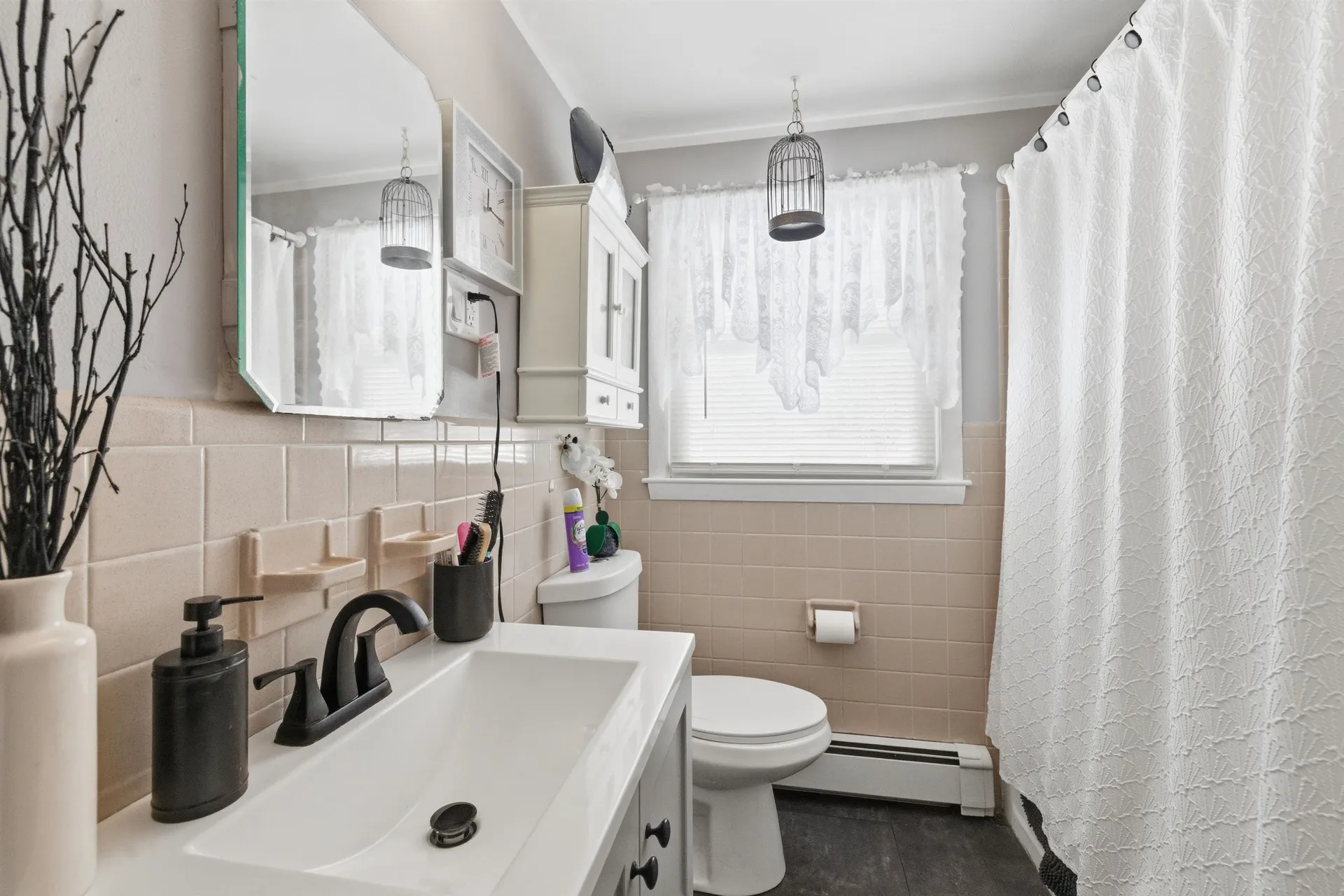 10 Frances Street Franklin NH 03235